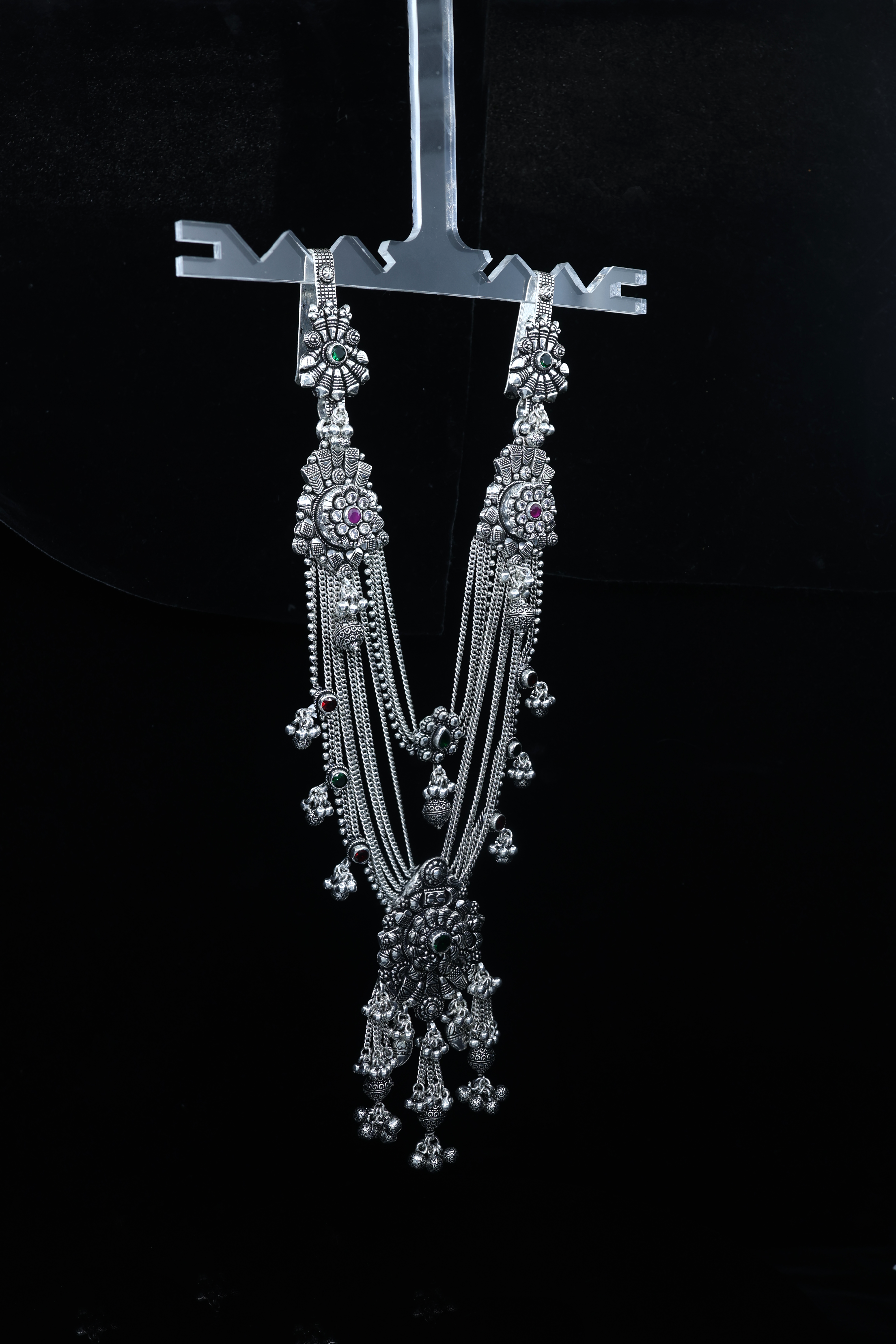 Traditional Antique Finish Silver Juda with Stone Work